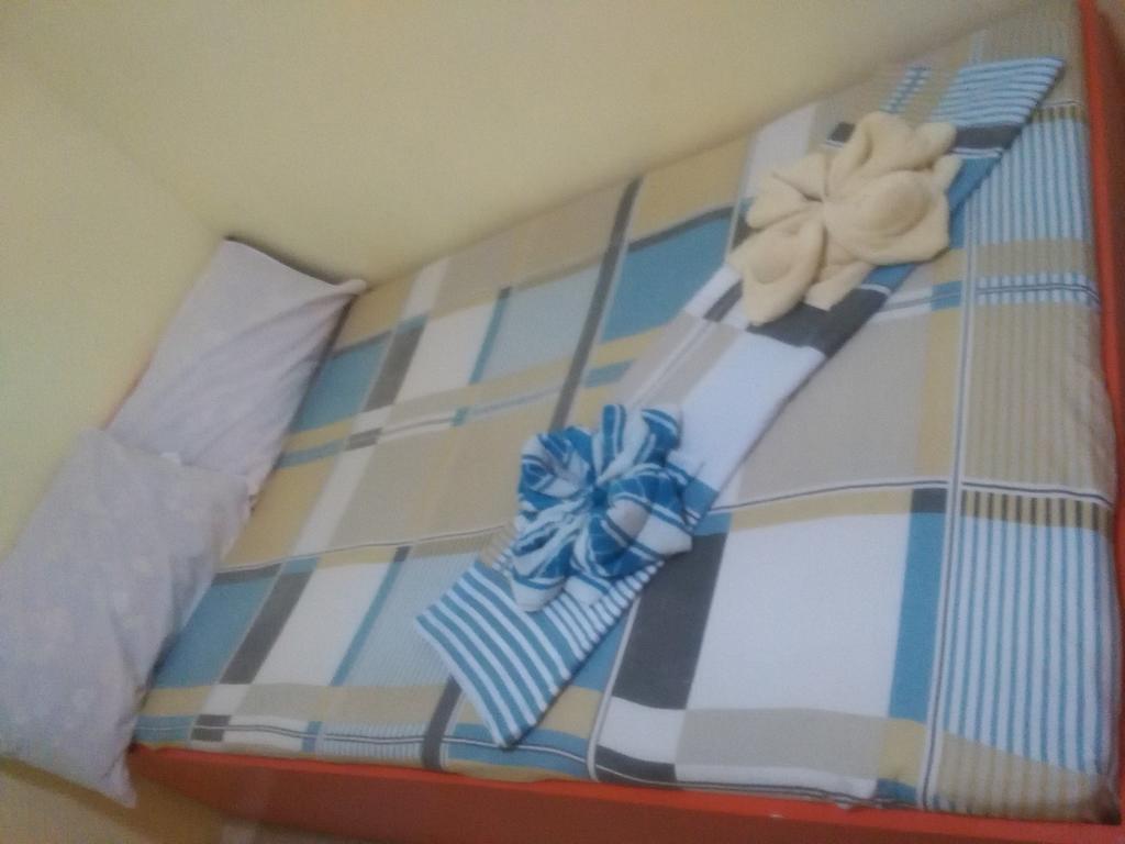 Aranas-Carillo Travellers Inn Kalibo Ruang foto